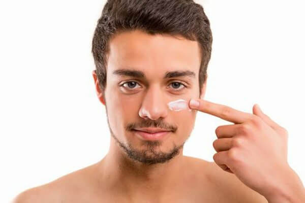 Lý do khiến nám da xuất hiện ở nam giới