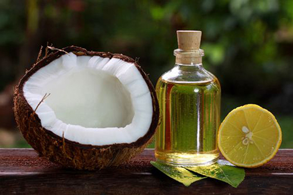 Cách trị nám da bằng dầu dừa